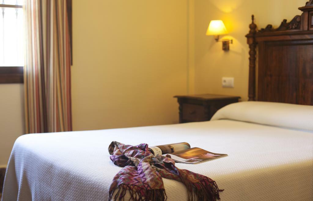 Hospederia Santiago Hotell Chiclana de la Frontera Exteriör bild
